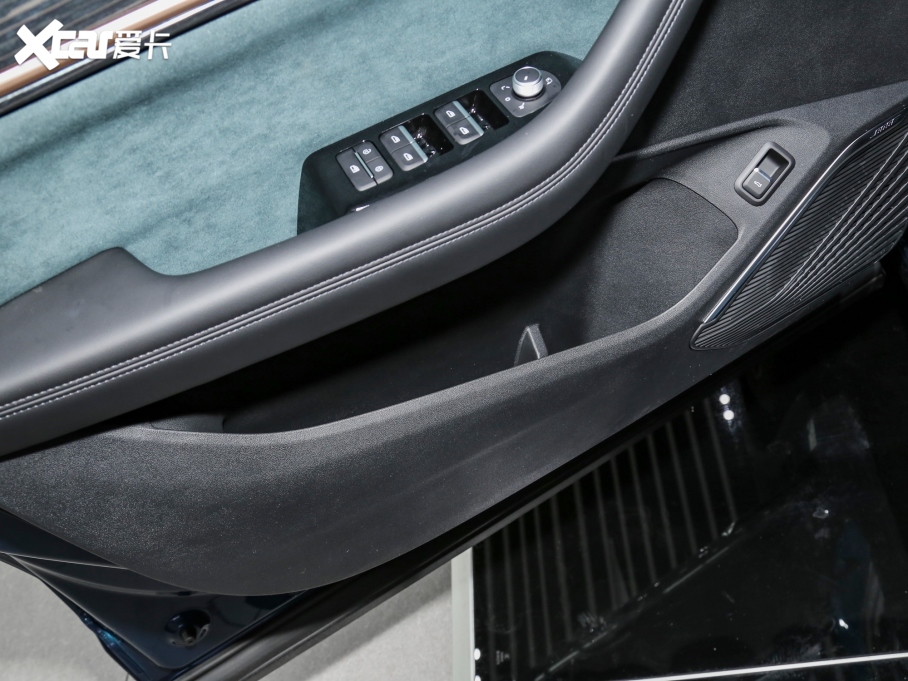 2021ԽL 2.0TD DCT EVO