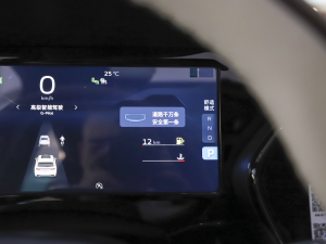 20212.0TD DCT EVO(q)Ş п؅^(q)