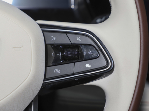 20212.0TD DCT EVO(q)Ş п؅^(q)