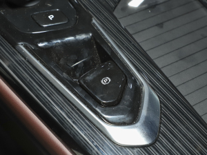 20212.0TD DCT EVO(q)Ş v܇Ƅ(dng)