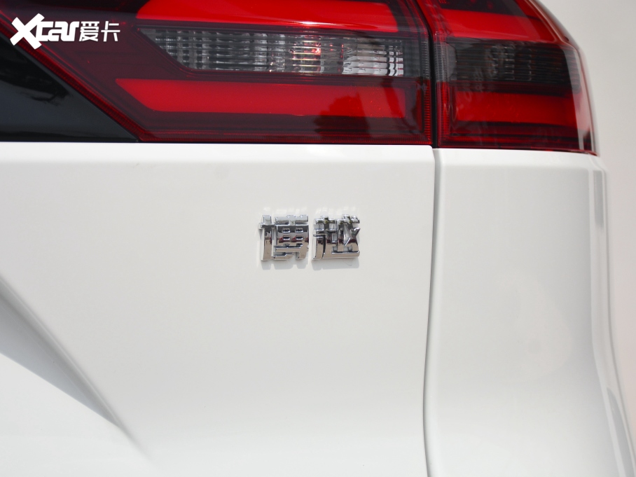 2021Խ 1.8TD DCT򌁆\