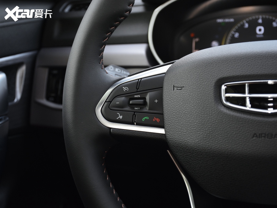 2021Խ 1.8TD DCT(q)\