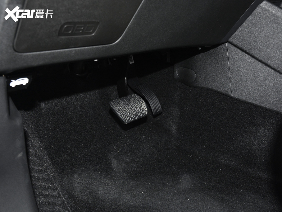 2021Խ 1.8TD DCT(q)\