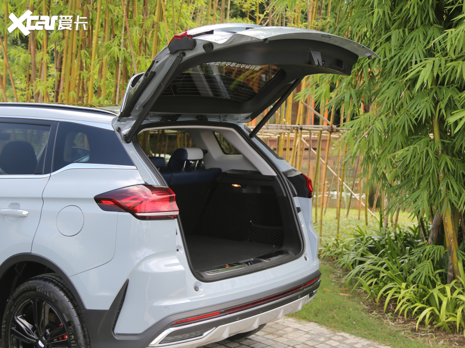 2022�Խ X 1.8TD 7DCT ���I��