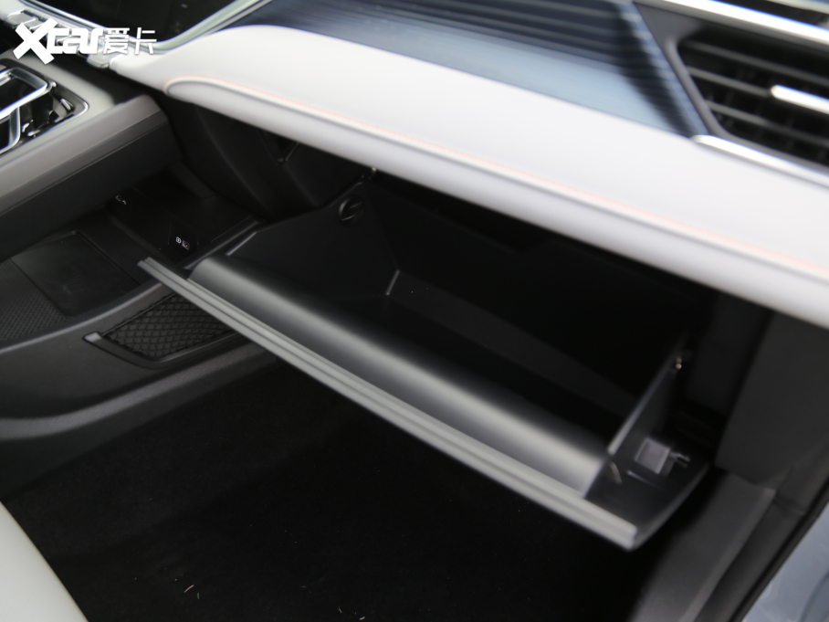 2022Խ X 1.8TD 7DCT I(lng)