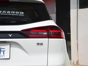 2021款1.8TD DCT两驱亚运版 尾灯