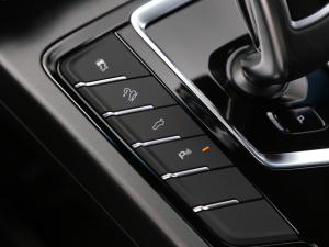 2022X 1.8TD 7DCT I п؅^