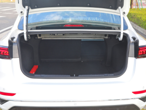 2022款第4代 1.5L CVT旗舰型 行李厢空间