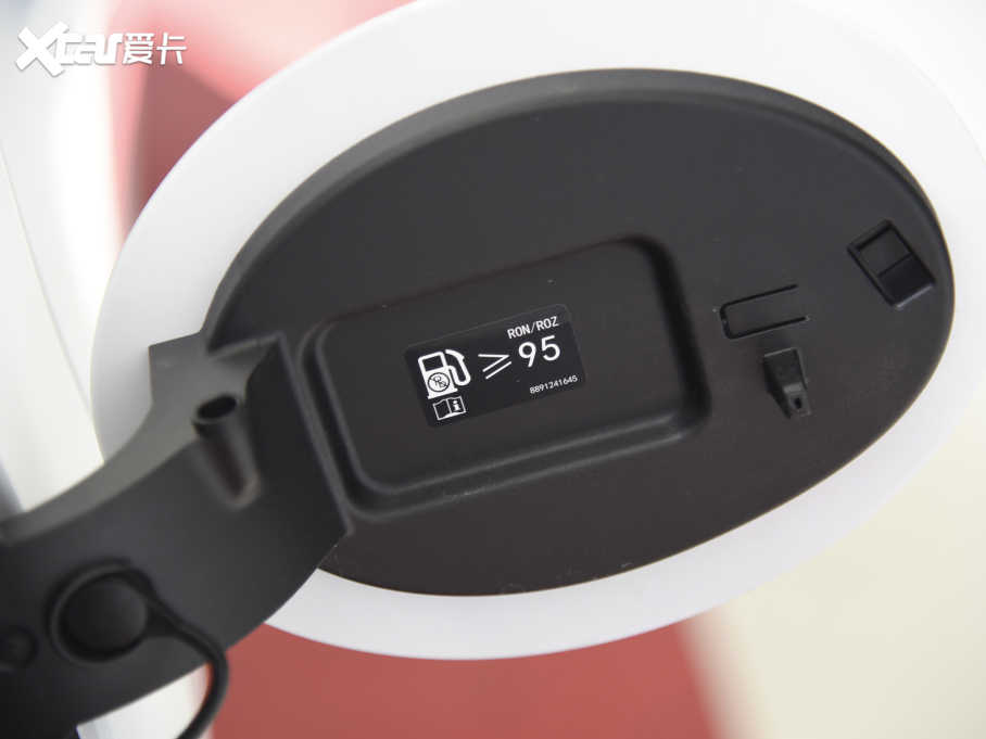 2021ԽS 2.0TD DCTW늰