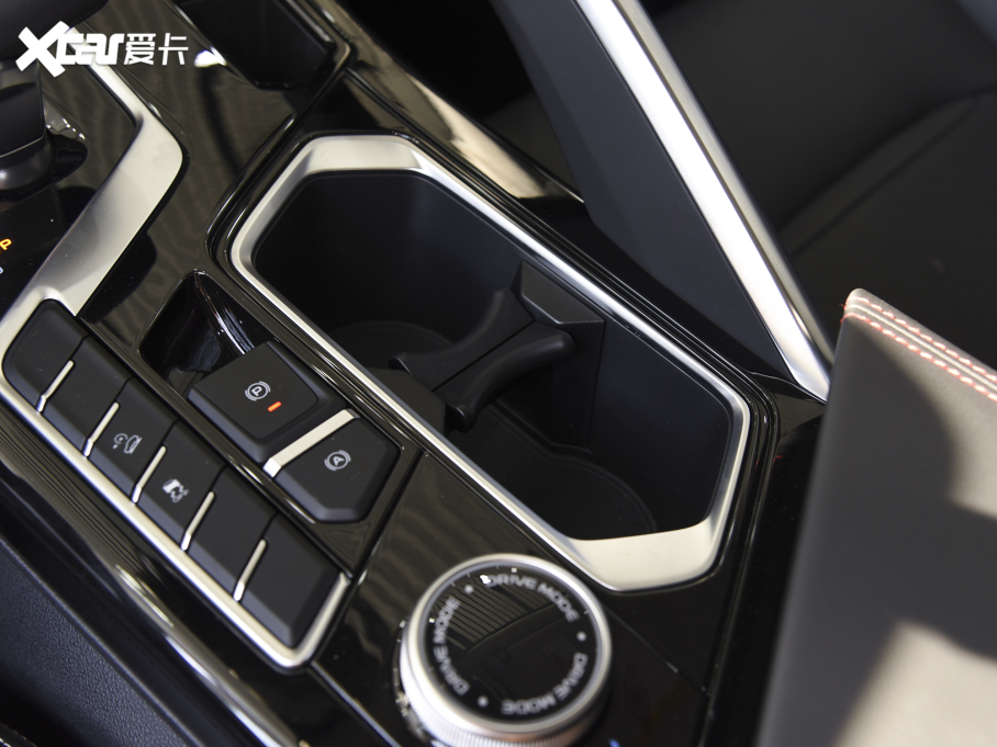 2021ԽS 2.0TD DCTW늰