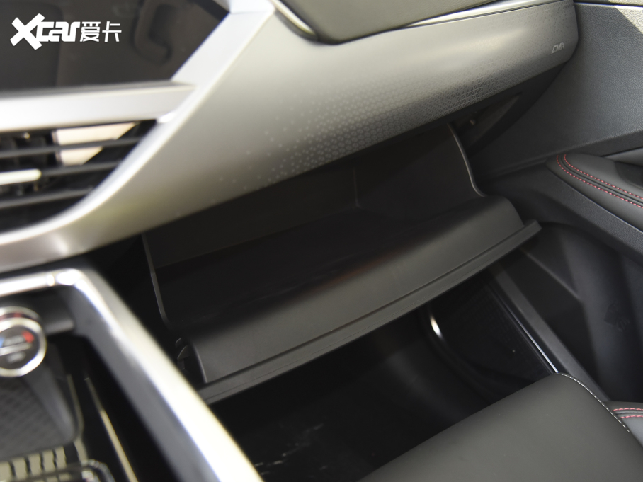 2021ԽS 2.0TD DCTW늰