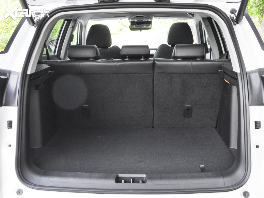 2022�Խ X 1.8TD 7DCT ������