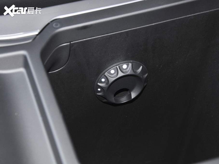 2022Խ X 1.8TD 7DCT 