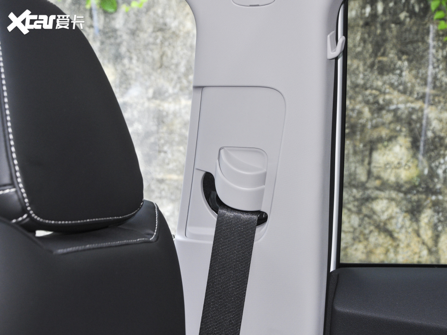 2022Խ X 1.8TD 7DCT 