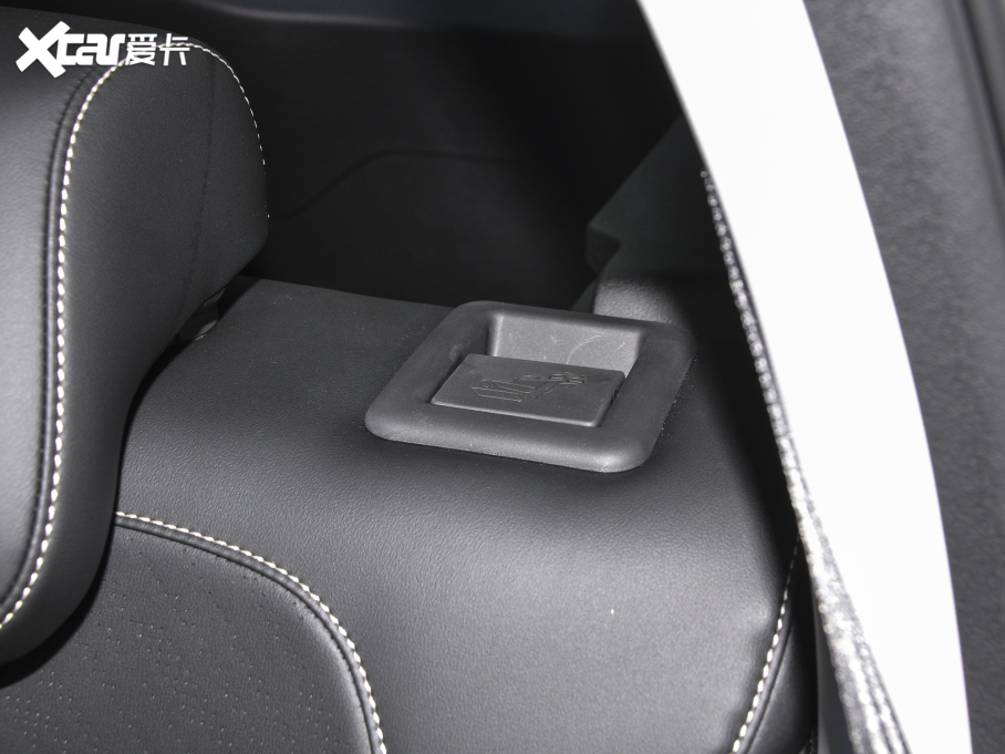 2022Խ X 1.8TD 7DCT 