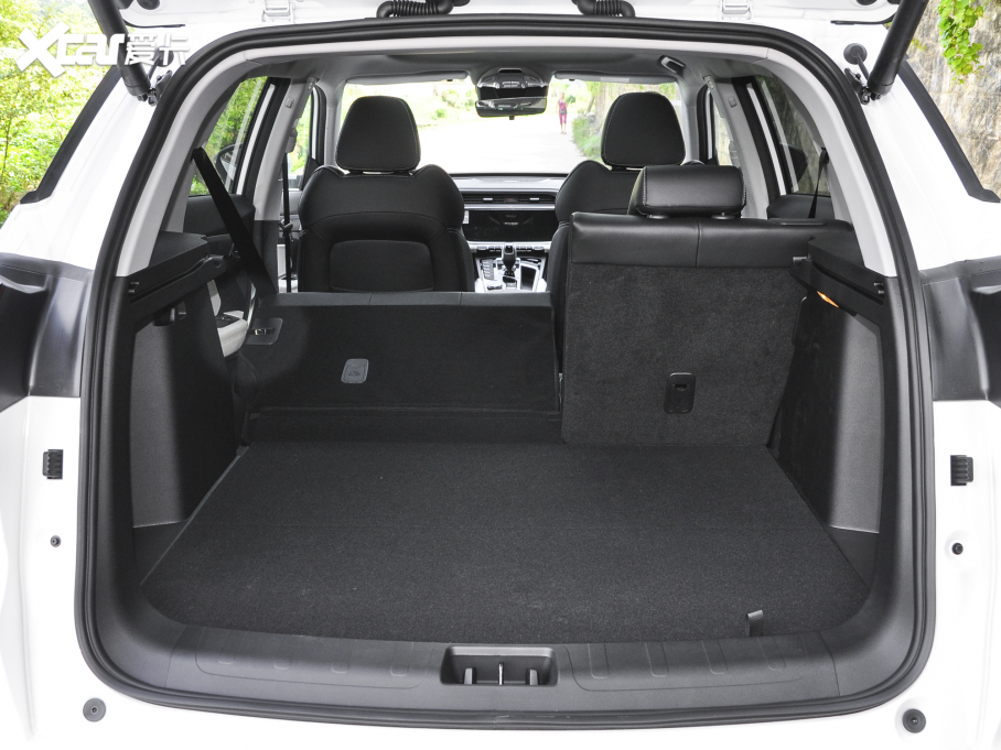 2022Խ X 1.8TD 7DCT 