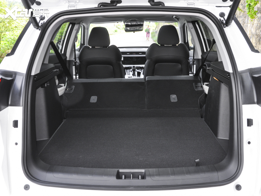 2022Խ X 1.8TD 7DCT 