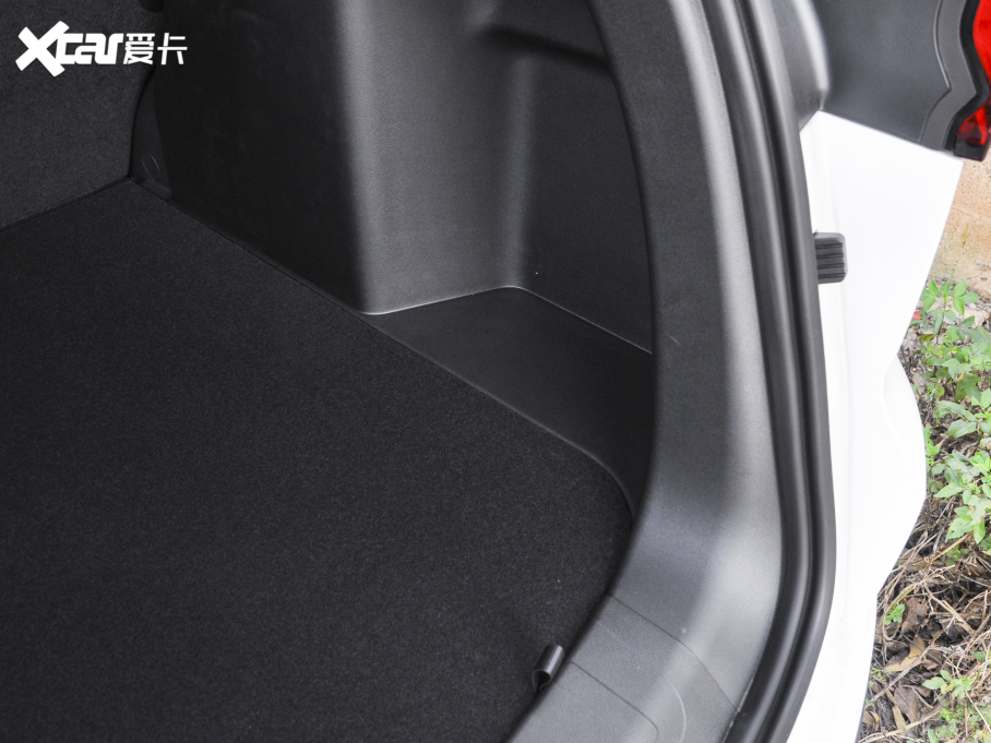 2022Խ X 1.8TD 7DCT 