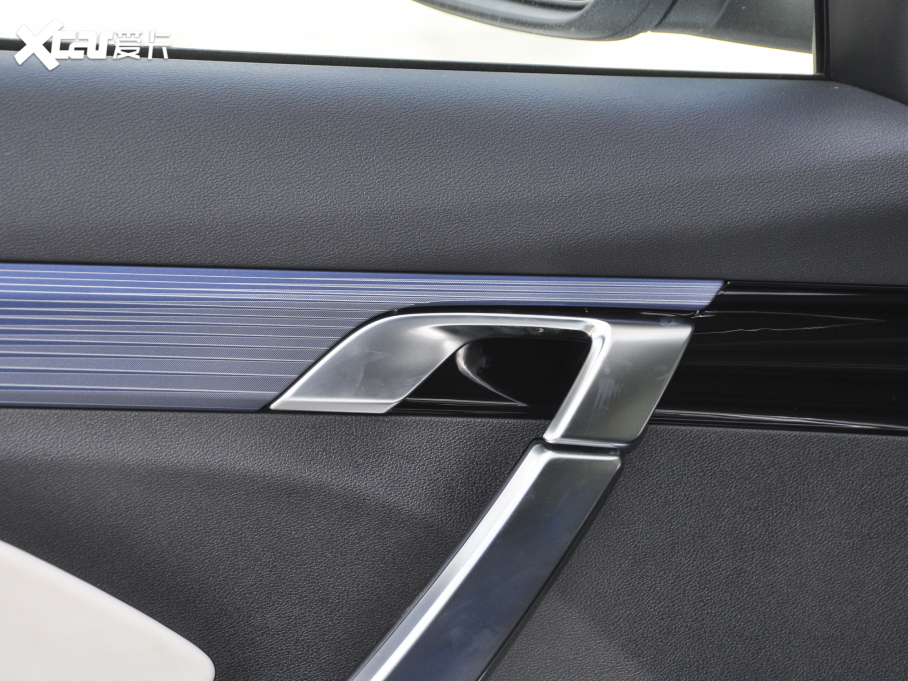 2022Խ X 1.8TD 7DCT 