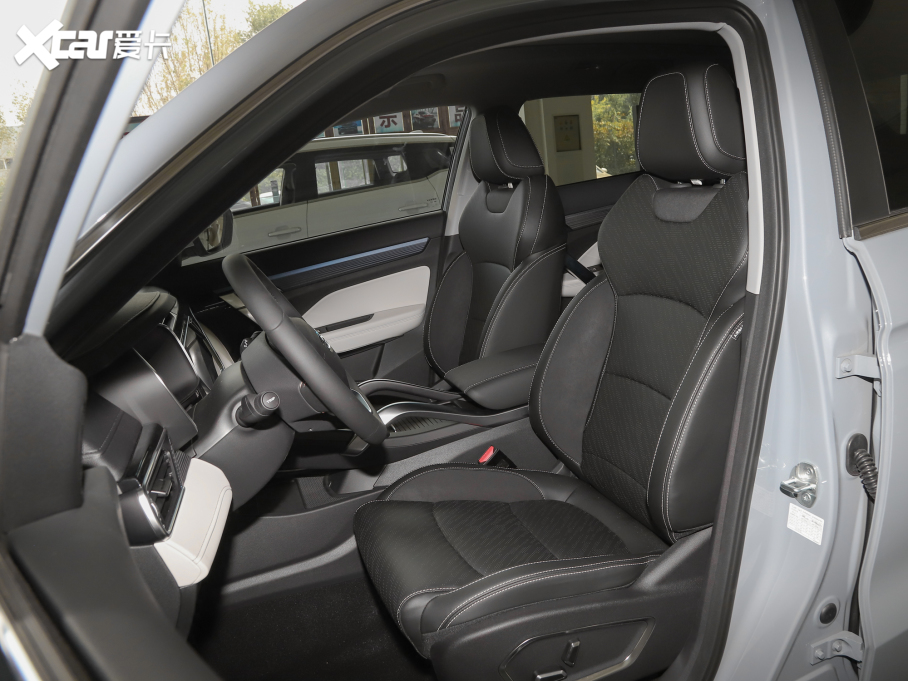 2022Խ X 1.8TD 7DCT (lin)