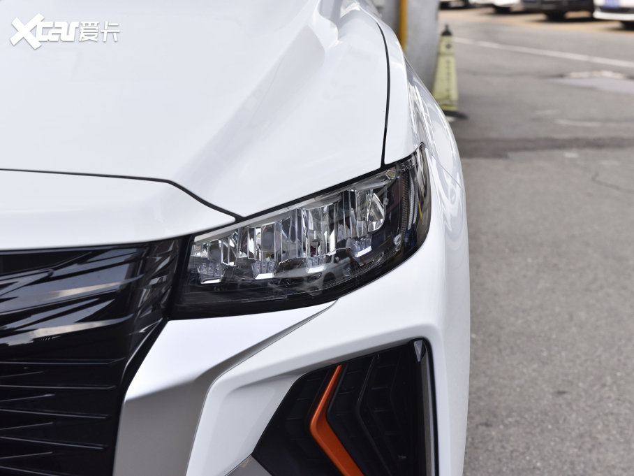 2022Խ X 1.8TD 7DCT ǻ