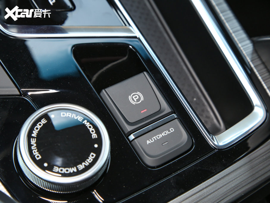 2022Խ X 1.8TD 7DCT 