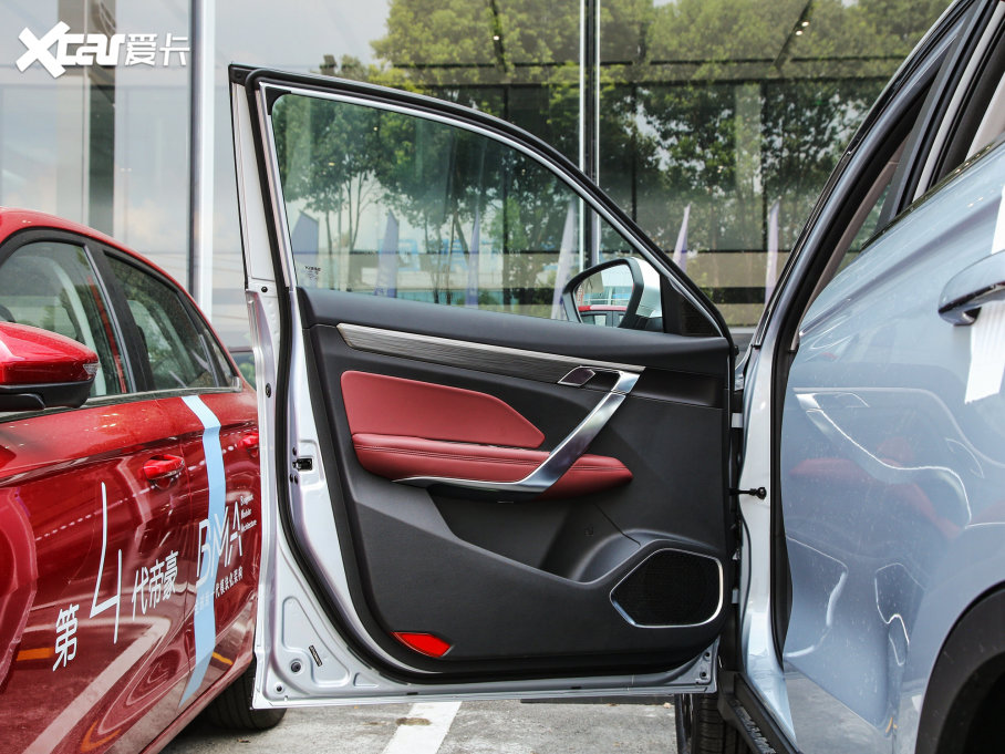 2022Խ X 1.8TD 7DCT 