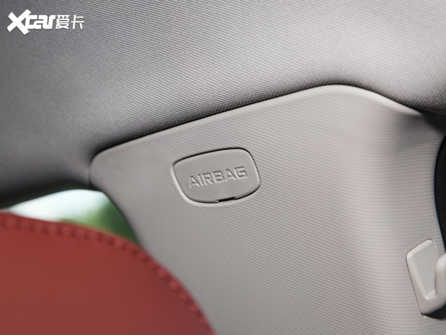 2022Խ X 1.8TD 7DCT 