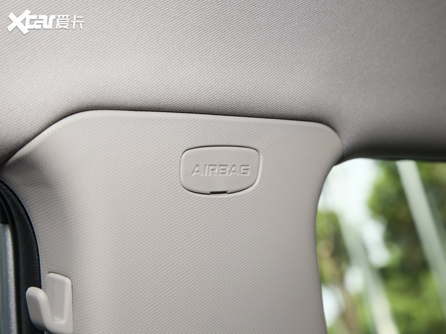 2022�Խ X 1.8TD 7DCT ������