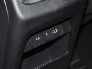 2022X 1.8TD 7DCT  п؅^(q)