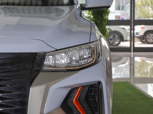 2022X 1.8TD 7DCT  ^