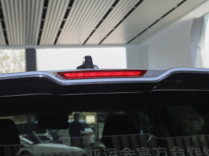 2022X 1.8TD 7DCT  ^