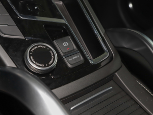 2022X 1.8TD 7DCT  п؅^