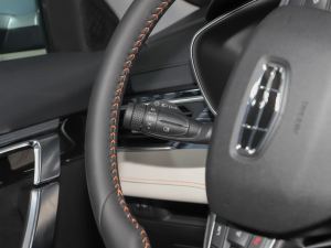 2022X 1.8TD 7DCT  п؅^