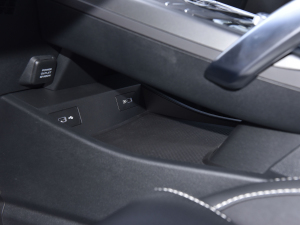 2022X 1.8TD 7DCT ǻ g