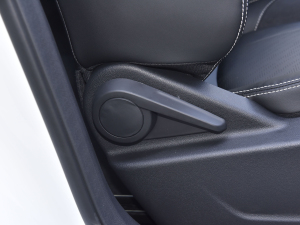 2022X 1.8TD 7DCT ǻ g