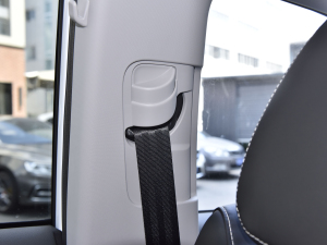 2022X 1.8TD 7DCT ǻ g