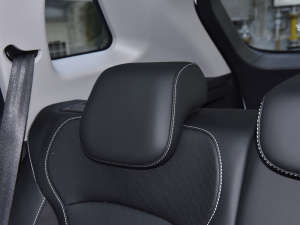 2022X 1.8TD 7DCT ǻ g