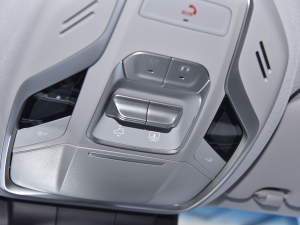 2022X 1.8TD 7DCT ǻ п؅^