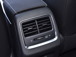 2022X 1.8TD 7DCT ǻ п؅^