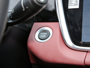 2022X 1.8TD 7DCT  п؅^