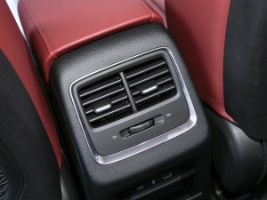 2022X 1.8TD 7DCT  п؅^(q)