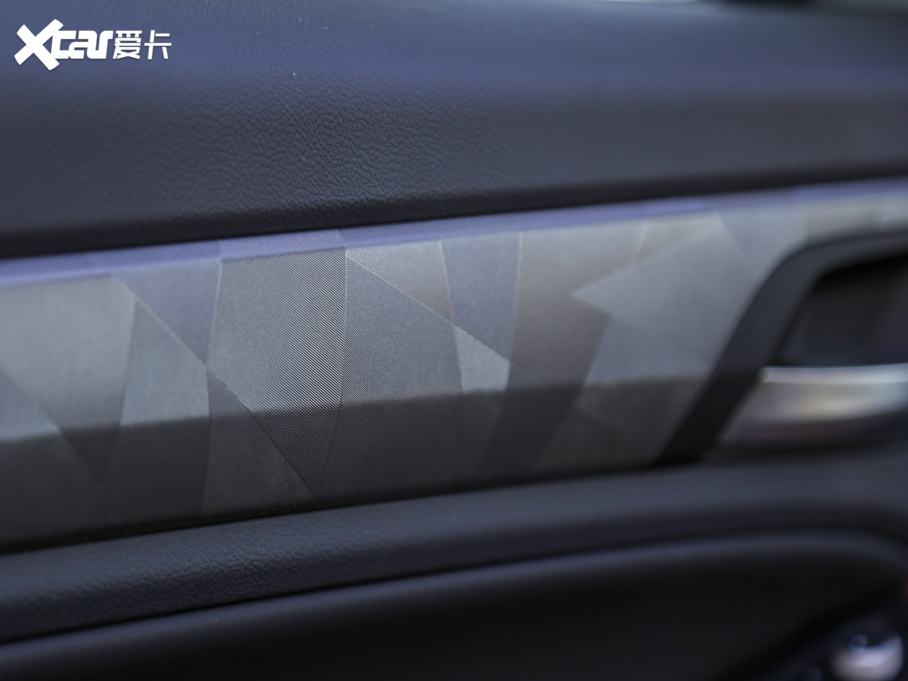 2021h(yun)X6 PRO 1.4T Ԅ(dng)F