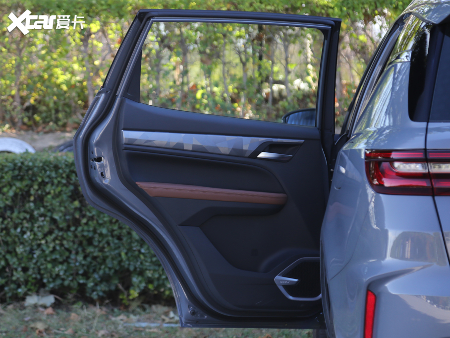 2021���h��X6 PRO 1.4T �Ԅ����F��