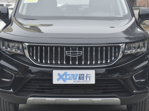 2022款1.8TD 自动尊贵型 中网