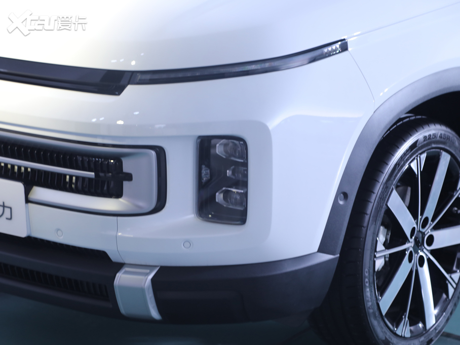 2023ICON 1.5TD ɿ