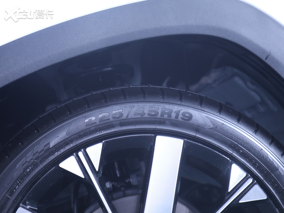 2023ICON 1.5TD ɿ