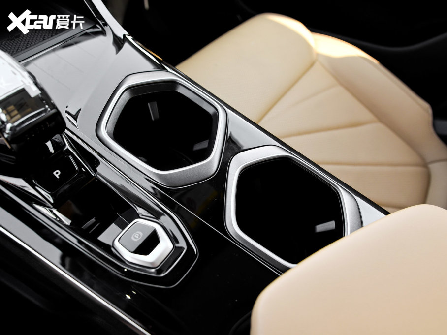 2023ԽL 2.0TD DCTŞ