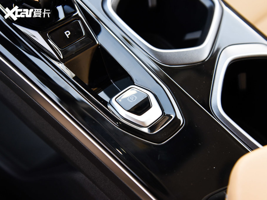 2023ԽL 2.0TD DCTŞ