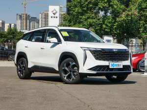 2023款2.0TD DCT尊贵型 右前45度